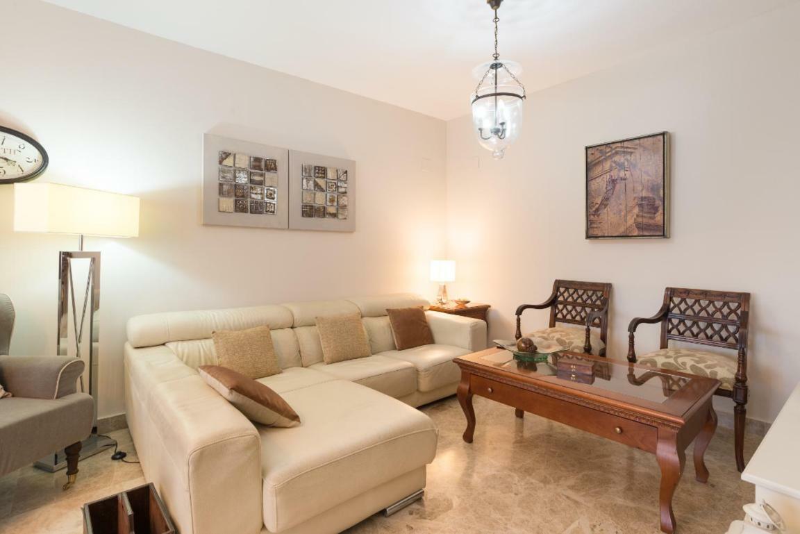 Keywise Perfect Location Next To Maria Zambrano Station, Central , Beach ,Pool And Free Parking มาลากา ภายนอก รูปภาพ